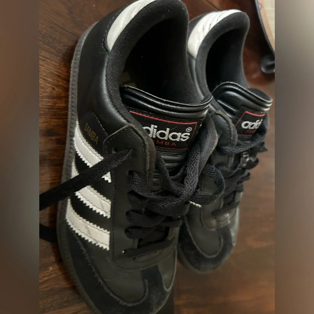 Adidas Samba Big Kid Kid 2 Soccer